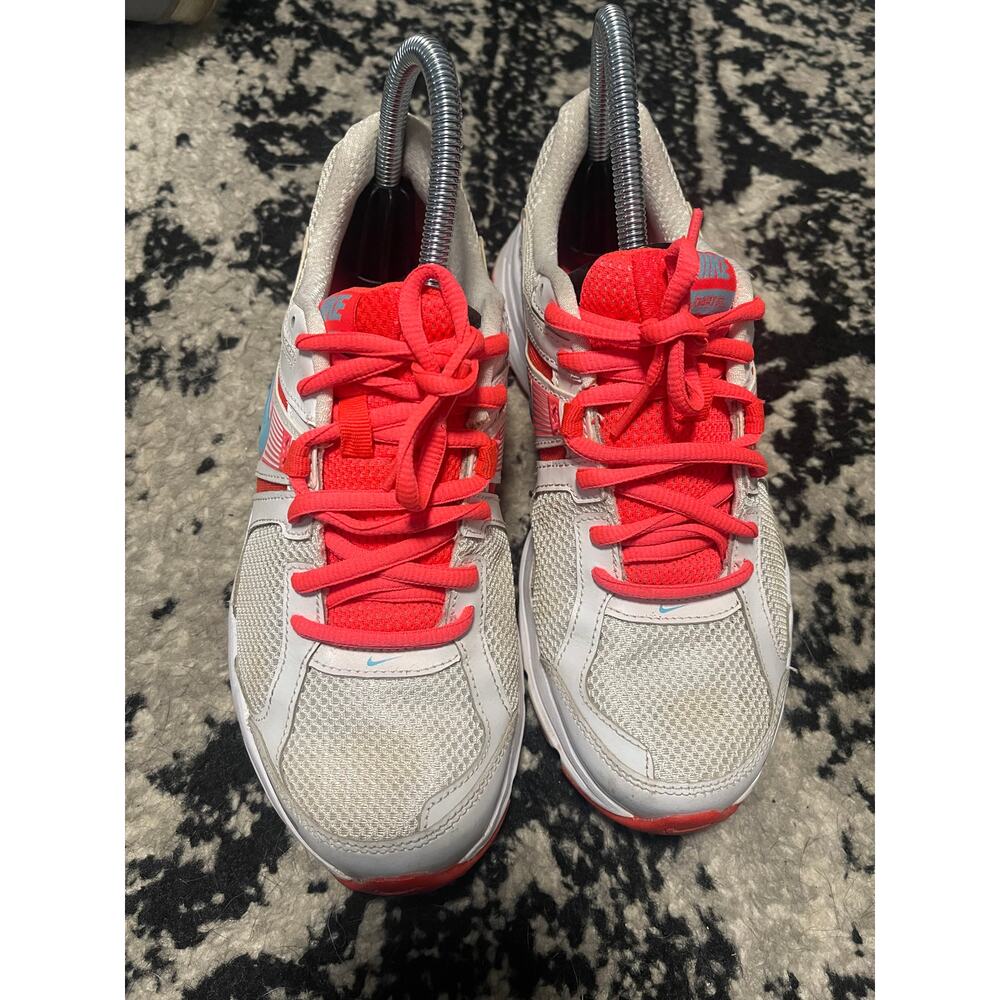 Nike Women's Dart 10 Sneakers Sz 8 - Picture 4 of 7